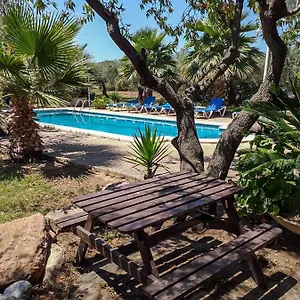 Villa Mansion Ibiza Salou, Reus